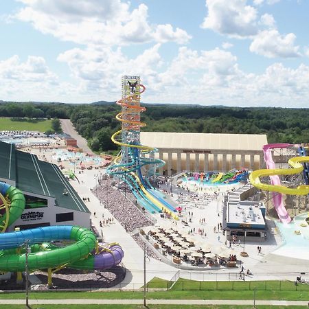 Mt. Olympus Water Park And Theme Park Resort Wisconsin Dells Exterior photo